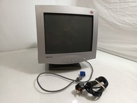 MEDION MD 1786 PA 1280x1024 100Hz 17 CRT Vintage Color Monitor Display