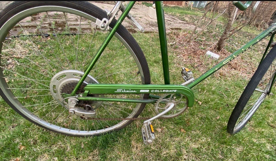 Bicicleta de Carretera Colegiada Schwinn Años 70 Velocidad Media Acero Verde EE. UU. Chicago Bicicleta Foto 3 de 4