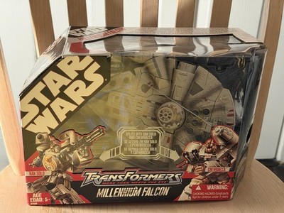 Star Wars Transformers MILLENNIUM FALCON.   T-46
