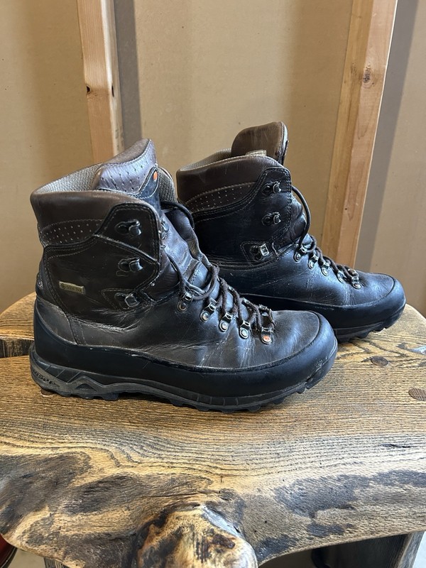 Men’s Crispi Nevada Legend GORE-TEX Not Insulated Boots Size US 11 D Reg Width