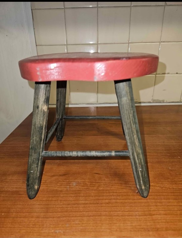 Little APPLE Stool