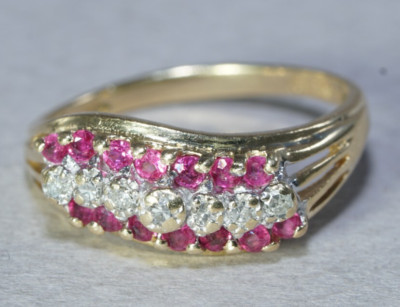 Ring 0,35 kt natürlicher Rubin & natürlicher Diamant 14 Karat Gelbgold, Größe 6,5