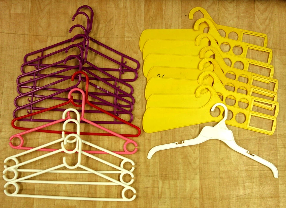 Kleiderbügel gelb weiss rosa lila rot 18 St. für Bluse Jacke Anorak Blazer