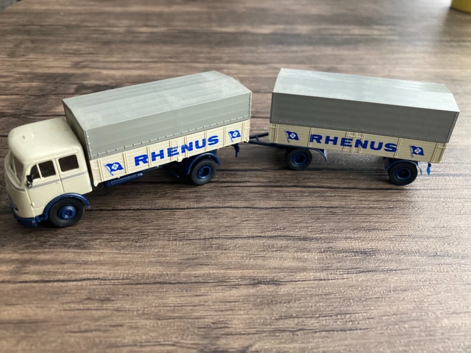 Brekina Mercedes-Benz LP334 mit Anhänger Rhenus - Bild 1 von 1