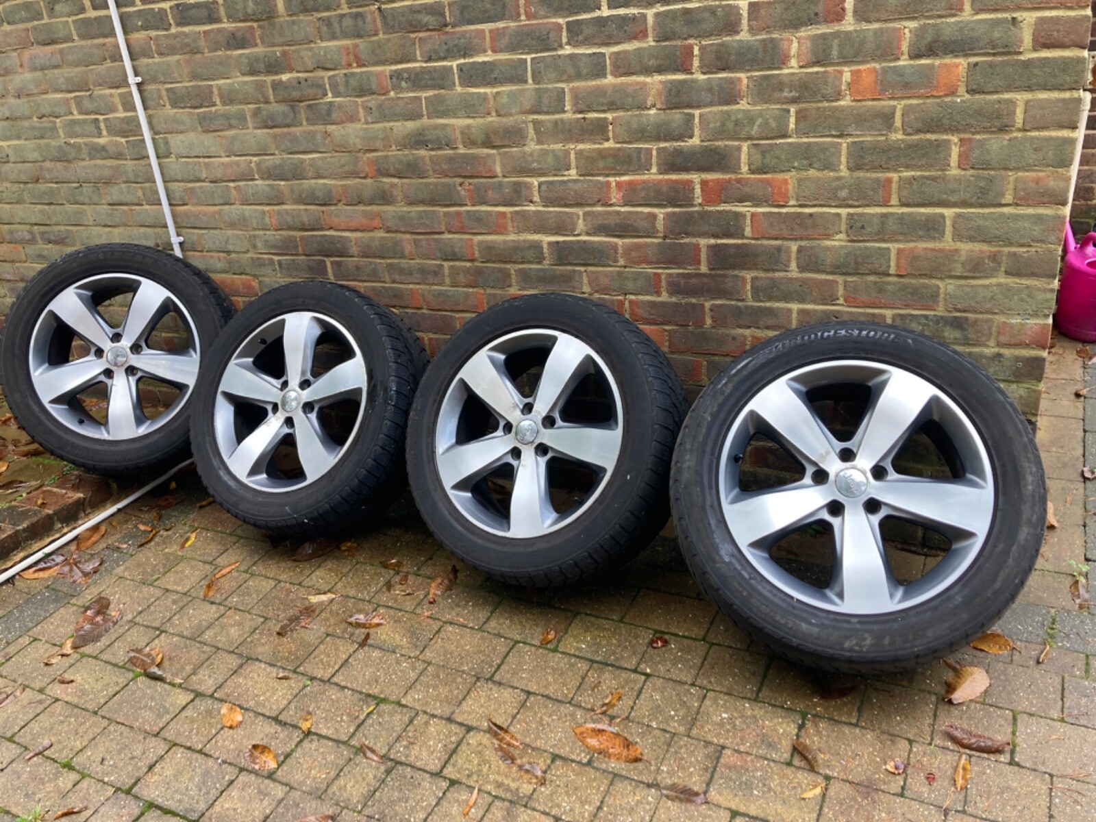 Jeep Grand Cherokee(20132018) Wheels and Winter Tyres X 4 eBay