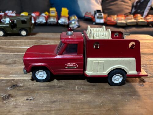 Mini Tonka 1966 Jeep Gladiator Fire Engine - Picture 4 of 5