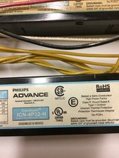 PHILIPS ADVANCE ICN-4P32-N T8 4 LAMP Ballast 120V Lot of 2