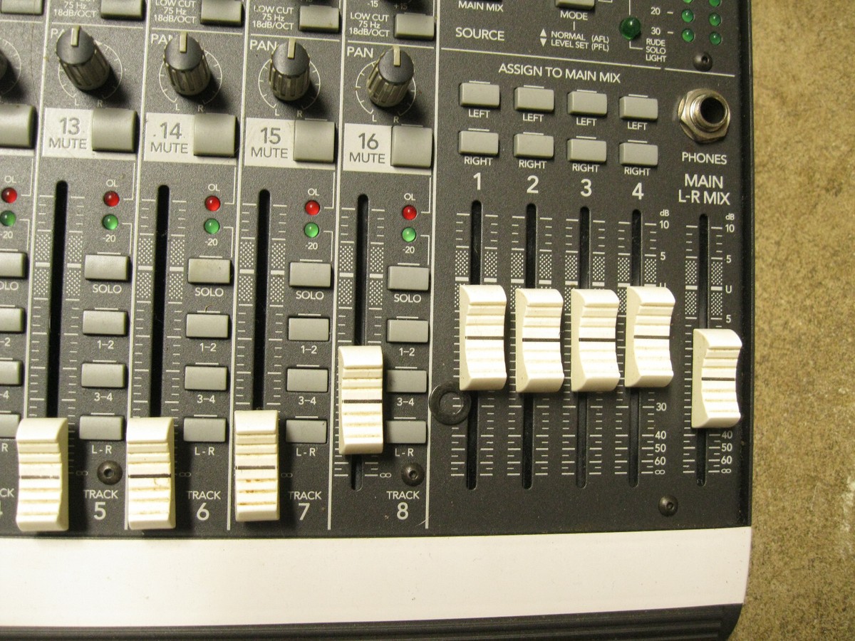 Mackie CR1604-VLZ CR 1604 VLZ CR1604VLZ 16 Channel Mic Mackie CR1604-VLZ CR 1604 VLZ CR1604VLZ 16 Channel Mic