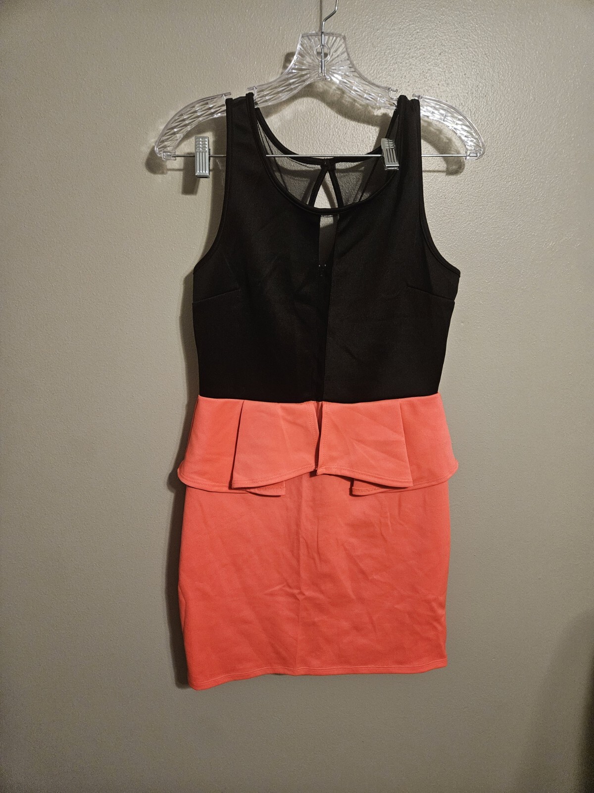 Charlotte Russe Hot Pink and Black Sleeveless Dress Size Large