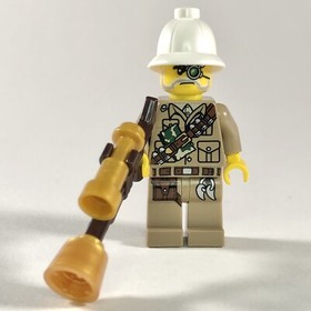 LEGO Major Quinton Steele 9466 Monster Fighters Crazy Scientist & His Monster