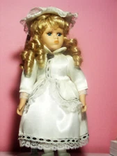 Vintage Musical Porcelain Doll Gorgeous Blonde Curled Hair Dressed Nicely ExcCon