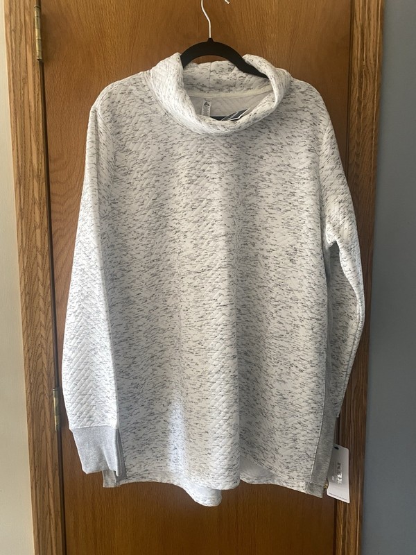 RBX  New Womens Top 2X White/gray Long Sleeve Ribbed Side Seam Cowl Neckline