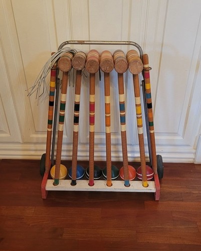 OLD VTG CROQUET CADDY COMPLETE SET - BALLS - MALLOTS- YARD GAME - WHEELS WORK