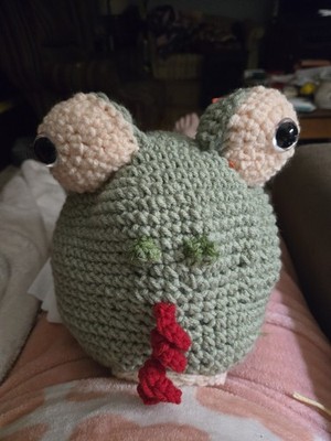 Crocheted Frogs Head