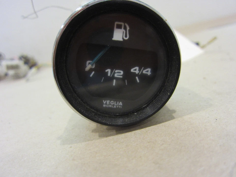 Ferrari 308 - Indicador de nivel de combustible pieza # 116958 Foto 2 de 4