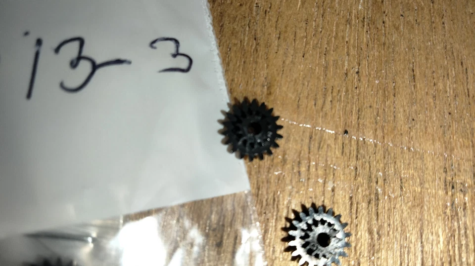 N Scale U25B DOUBLE DRIVE GEAR (JAPAN) PN 445013 - Image 2 of 3