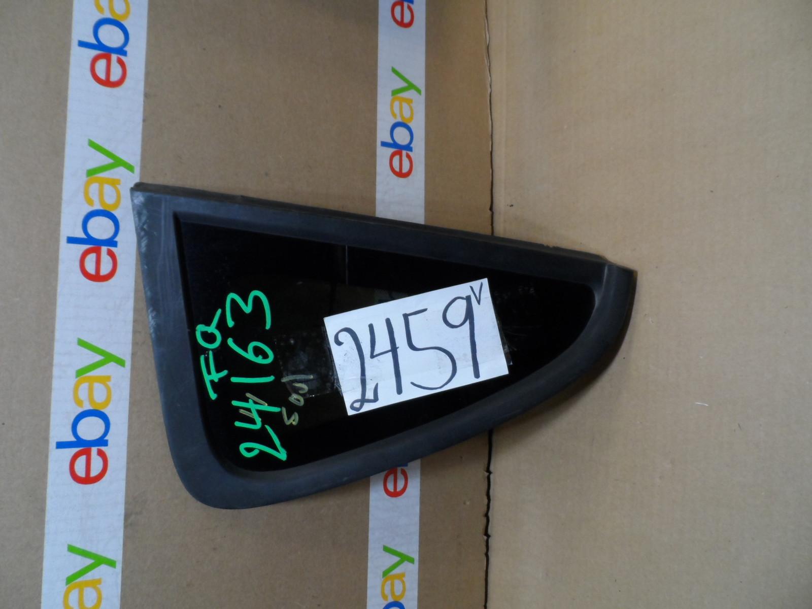 08 09 10 Kia Sorento PASSENGER Side Quarter glass Window rear #2459-V