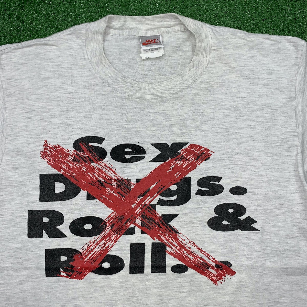 Nike Vintage T Shirt Mens Last Vice S*x Drugs Rock N Roll Nike Vintage T Shirt Mens Last Vice S*x Drugs Rock N Roll