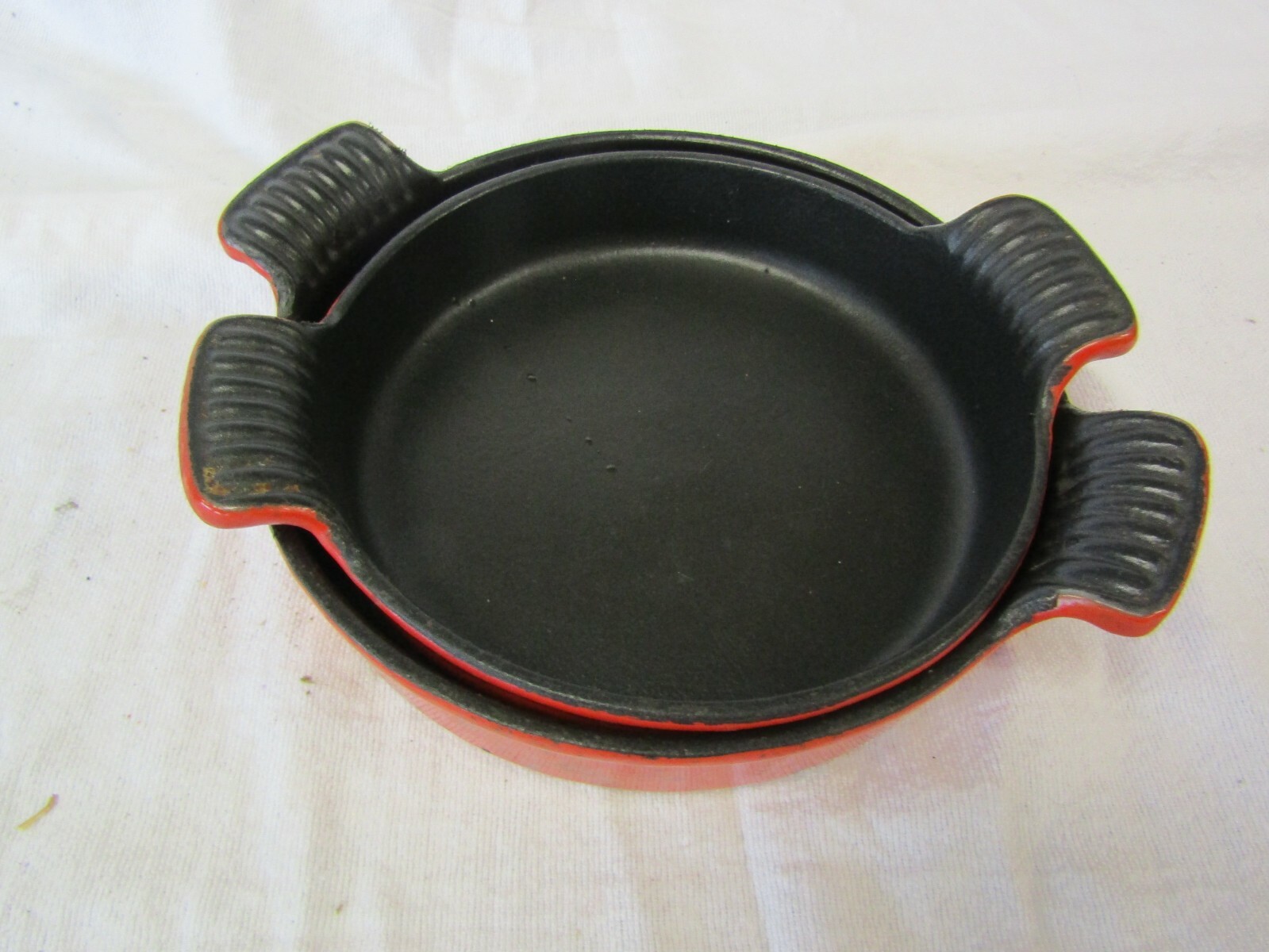 2 Cast Iron Fry Pan Country Cottage Ultrex ORANGE RED Enamel COOKING ROUND PANS