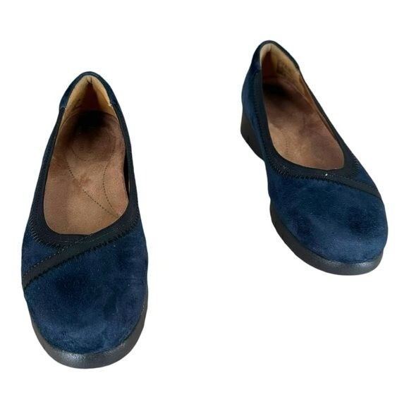 Clarks Artisan Women’s 7 Navy Blue Daelyn Hill Sl… - image 2