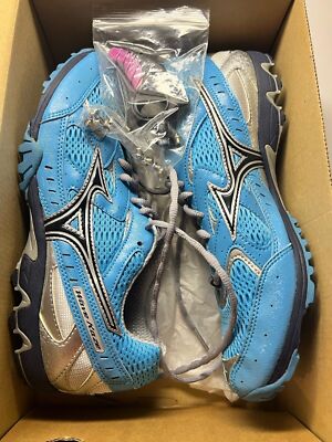 MIZUNO TRACK & FIELD SPIKES WAVE KAZE 2 DIMPLE SIZE 6 BRAND NEW IN