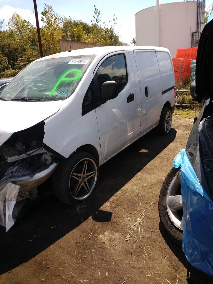 Módulo de control del motor usado (ECM) se adapta a: Chevrolet City Express Electronic Co 2015 Foto 4 de 4