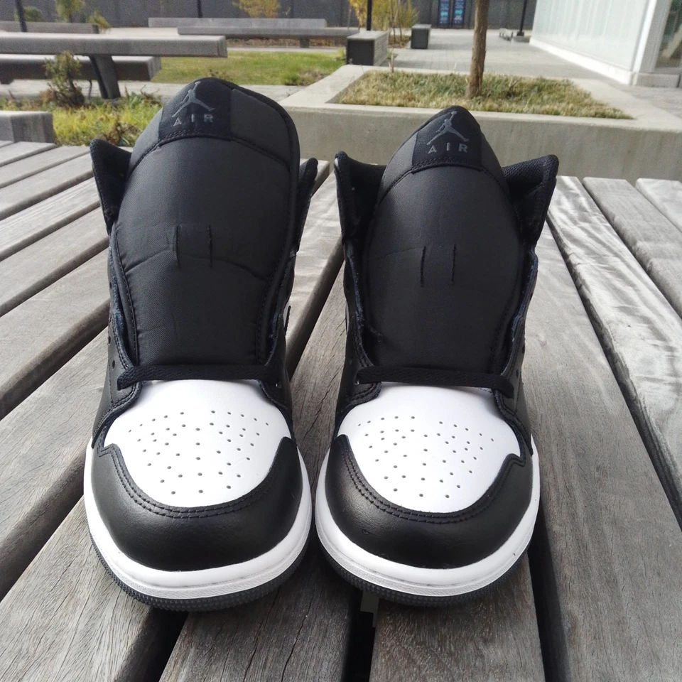 Nike Air Jordan RETRO 1 Mid Negro Blanco Hierro Gris DQ8426-001 Para hombres Talla Nuevo 9.5 Foto 3 de 4