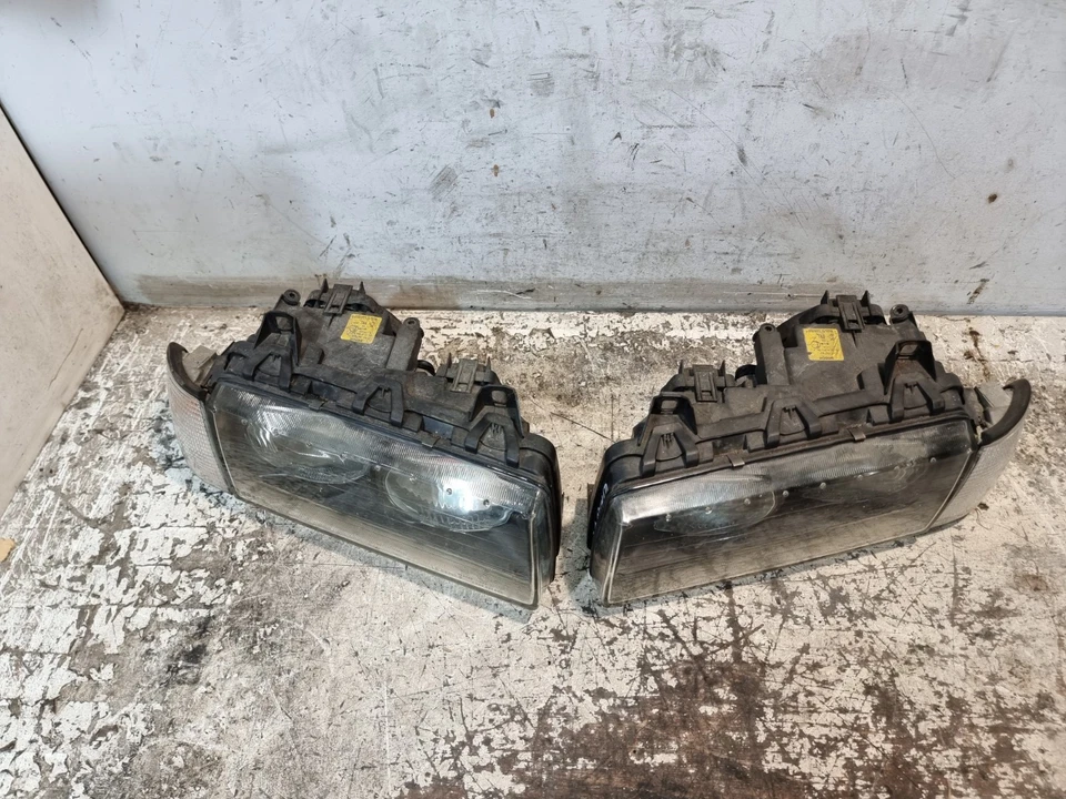 Par de faros derecho O/S izquierdo bmw serie 3 e36 n/s 1998 63,12-8353591 0301087651 Foto 2 de 4