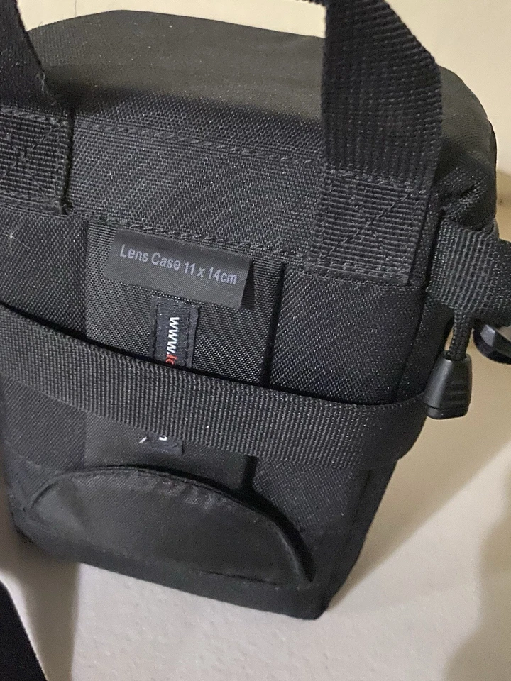 Lowepro Lens Cases X2 Camera Case Bag & Strap - Image 3 of 4