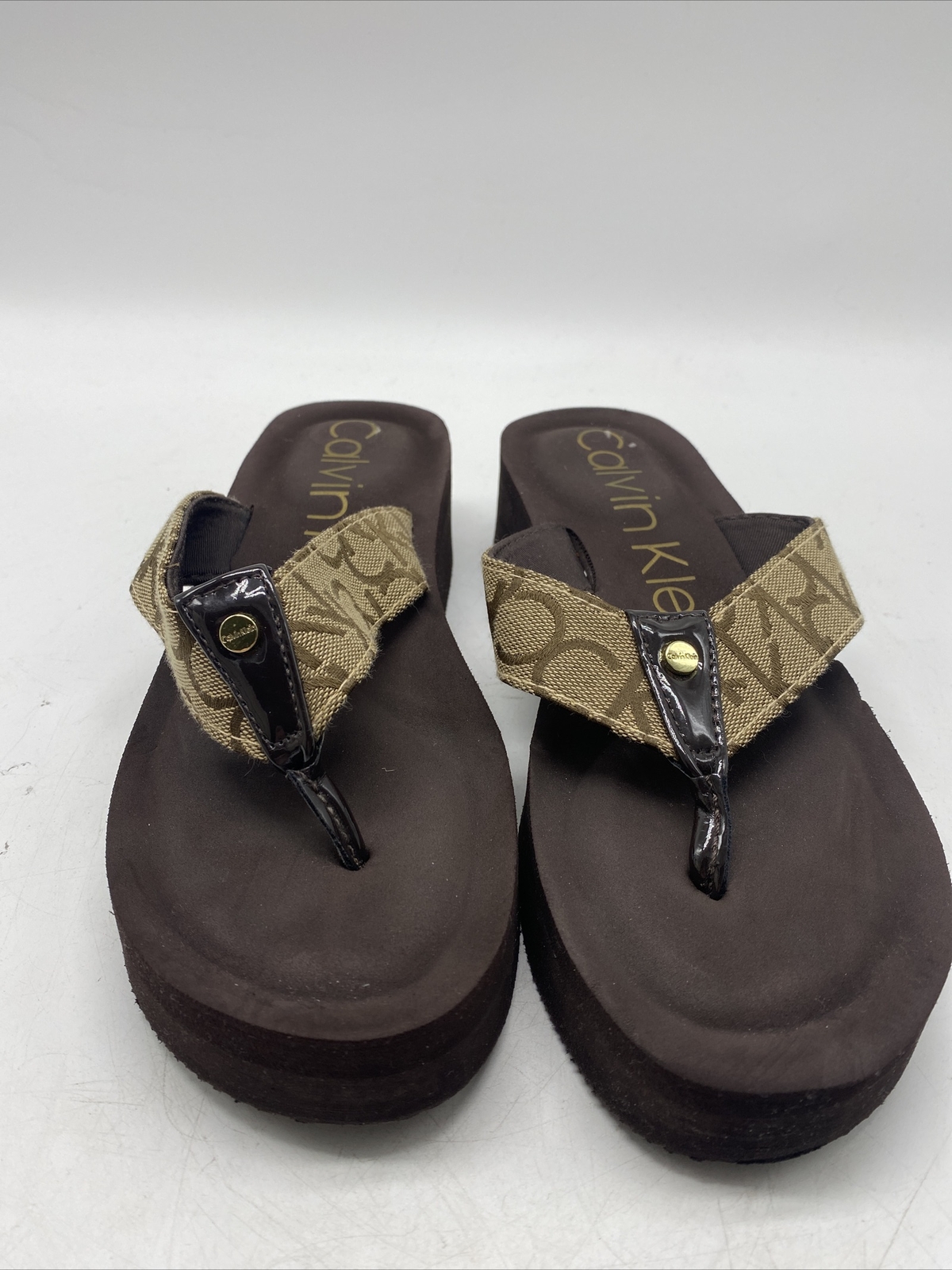 calvin klein mulan flip flops