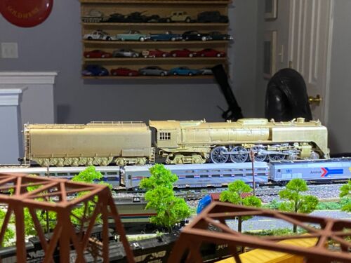 HO FEF 2 BRASS WEST SIDE LOCOMOTIVE WITH TENDER