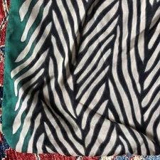 Cejon Scarf Infinity Loop Circle large herringbone pattern Lightwt scarf new