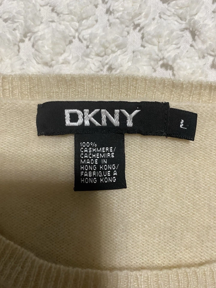 DKNY 100% Cashmere Sweater - Image 4 of 4