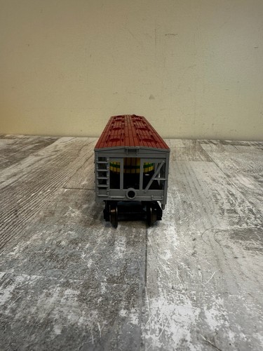 Vintage Lionel #9128 O Gauge Model Train TLCX Heinz Pickle Vat Cargo Car - Picture 5 of 9