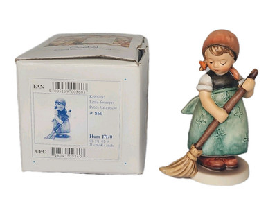 Hummel Figurine Girl Sweeping  #860 1710 4.25'' w/ Orig. Box
