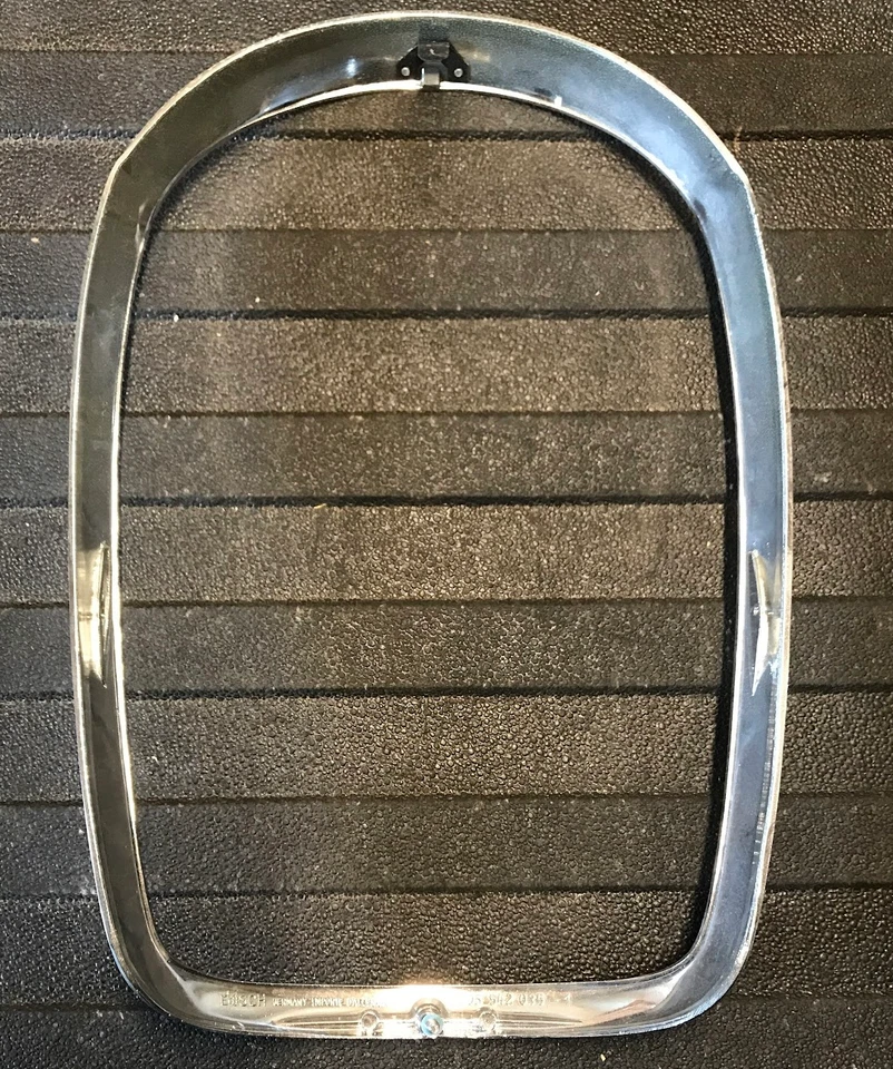 Marco/bisel de faros Bosch - 1 305 542 900 - para Mercedes-Benz W113 SL Pagoda Foto 3 de 4