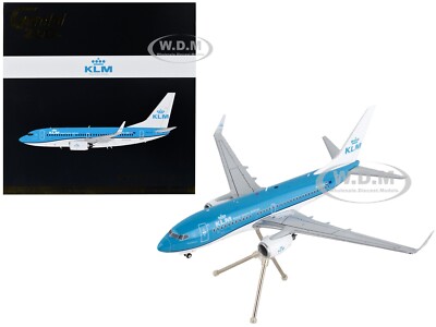 BOEING 737-700 AIRCRAFT 