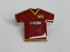 Vintage Dutch Soccer Futbol World Cup Jersey Enamel Lapel Pin Spanje Spain