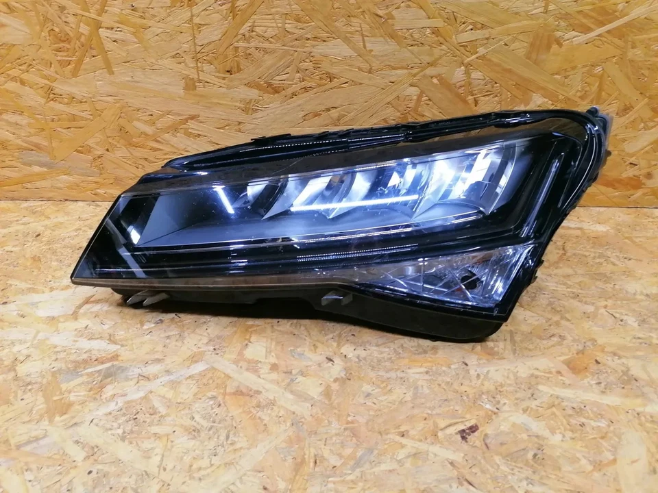 Frontscheinwerfer Skoda Superb III 3V1941015C Full LED Links Headlight - Bild 1 von 4