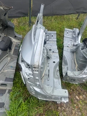 LEXUS LBX AYH1, AYA1 Seitenverkleidung hinten links ASCC 1.5 35653336 - Bild 1 von 2