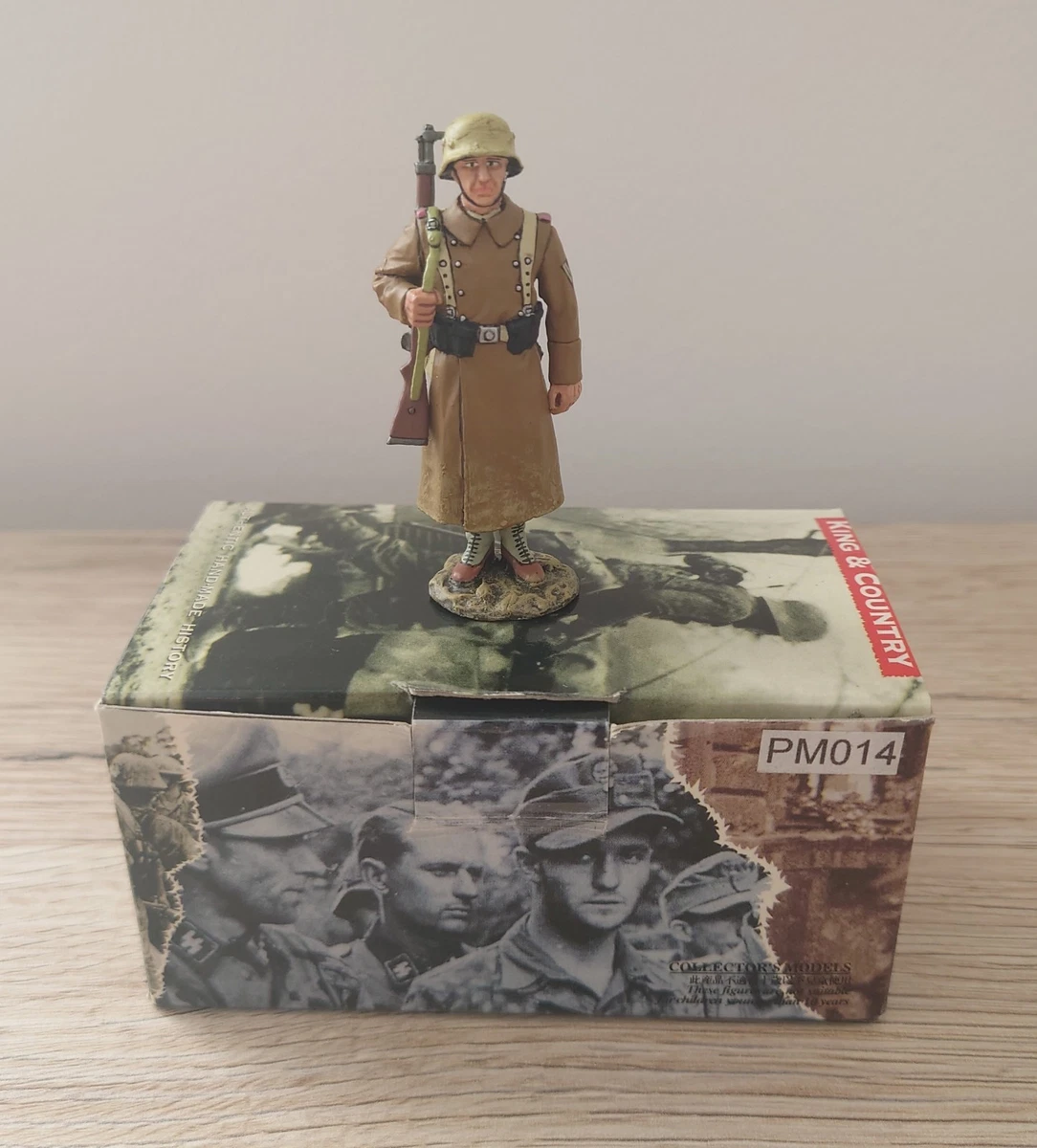 MK206 Robert de Chevron by King and Country
