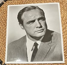 1964 HOLLYWOOD Portrait Marlon Brando in Bedtime Story Universal Press Photo 
