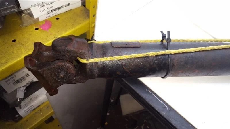 Rear Drive Shaft 1995 96 97 Isuzu Trooper A/T Trans only - Изображение 3 из 4