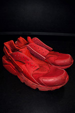 Size 10 - Nike Air Huarache Triple Red