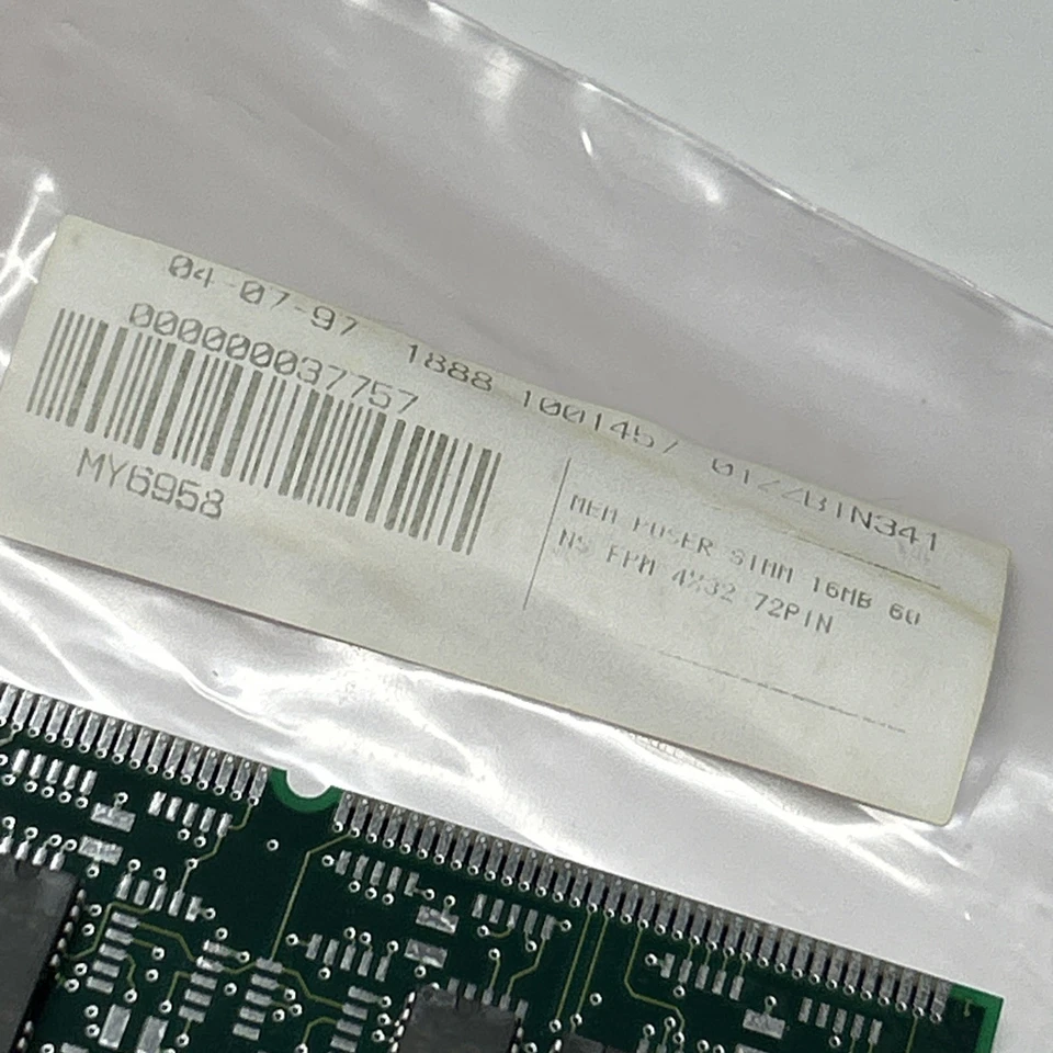 KMM5322000B-7 Samsung 8MB FastPage non-Parity 70ns 5v 72-Pin SIMM Memory Module - Image 2 of 4
