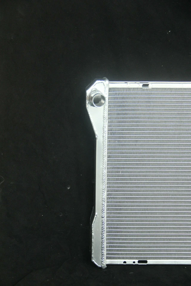 951 3 Row Aluminum Radiator For 1982-1992 Chevy Camaro/Pontiac Firebird TRANS AM - Image 2 of 4