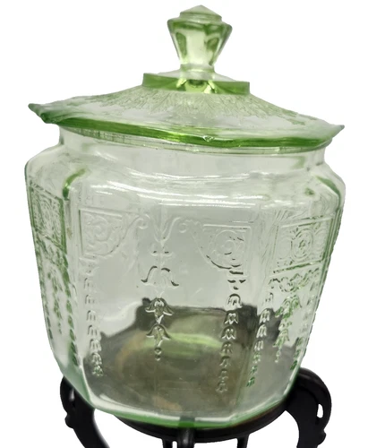 Hocking Glass green depression Princess Cookie Jar Uranium/Manganese Read