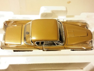 Danbury Mint Studebaker 1957 Golden Hawk 1:24 Scale Die Cast 123