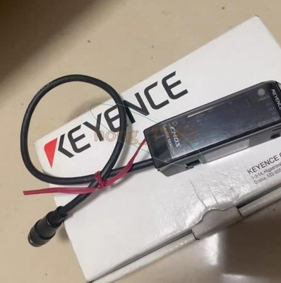 One New Keyence GT2-72CN Amplifier unit