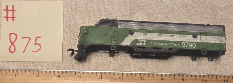 Life-Like - HO Engine Parts - Lot #875 – Burlington Northern Shell – Used *READ*